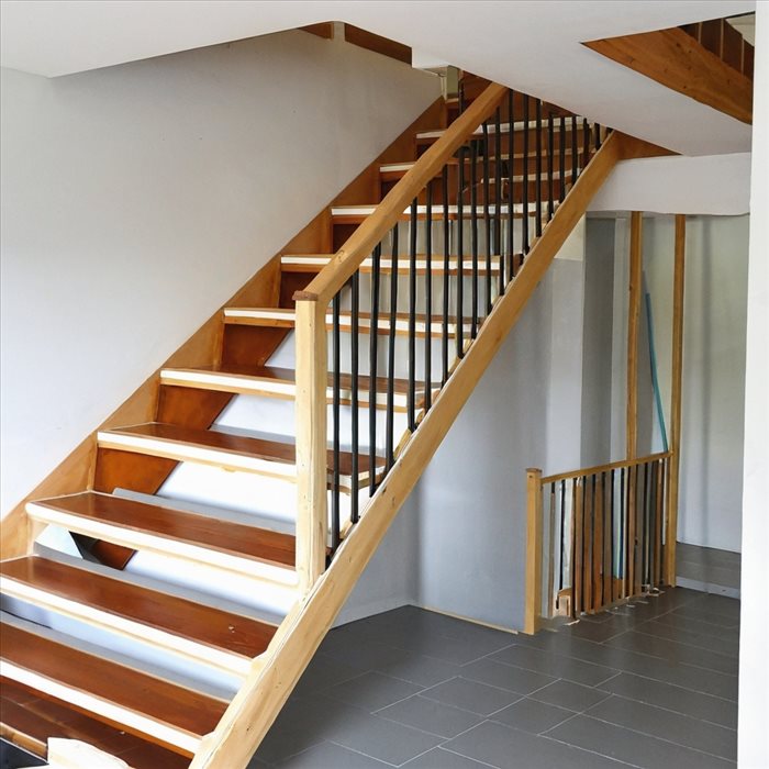 Peindre un Escalier en Bois
